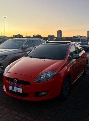 FIAT BRAVO 1.8 SPORTING 16V FLEX 4P MANUAL FIAT BRAVO 1.8 SPORTING 16V FLEX 4P MANUAL
